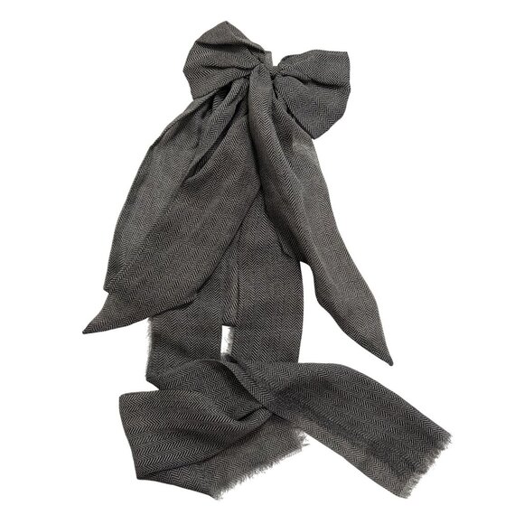 ECHO Bow Scarf in Black Chevron - Picture 1 of 3